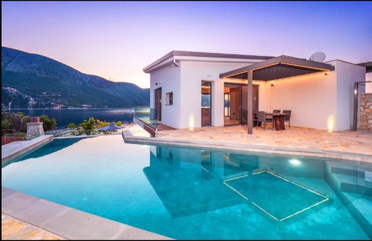 Mr Grey Luxury Villa Spartokhorion Exterior photo